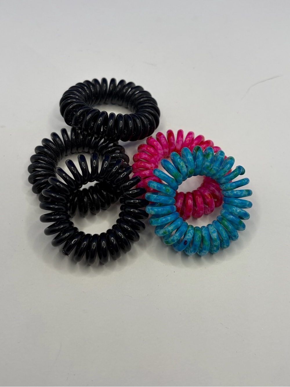 💜 5/$15 Set of 5 Coil Hair Ties - Black, Pink, and Blue Telephone Cord Ponytail
